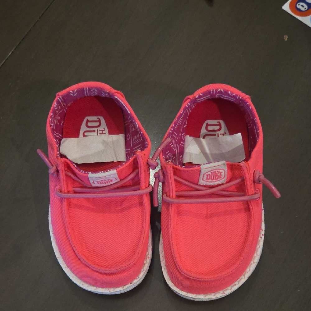 Hey Dude Kids Moccasins in Bright Pink
